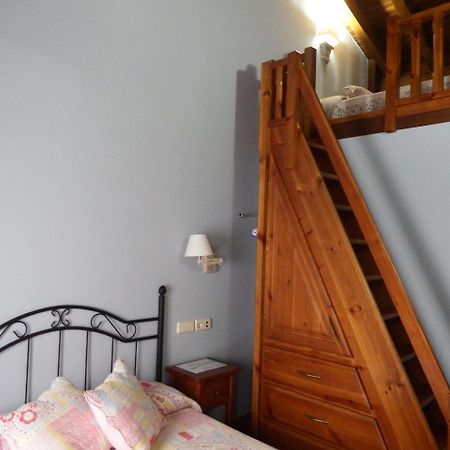 La Casuca Del Esbardu Hotel Vilde Luaran gambar