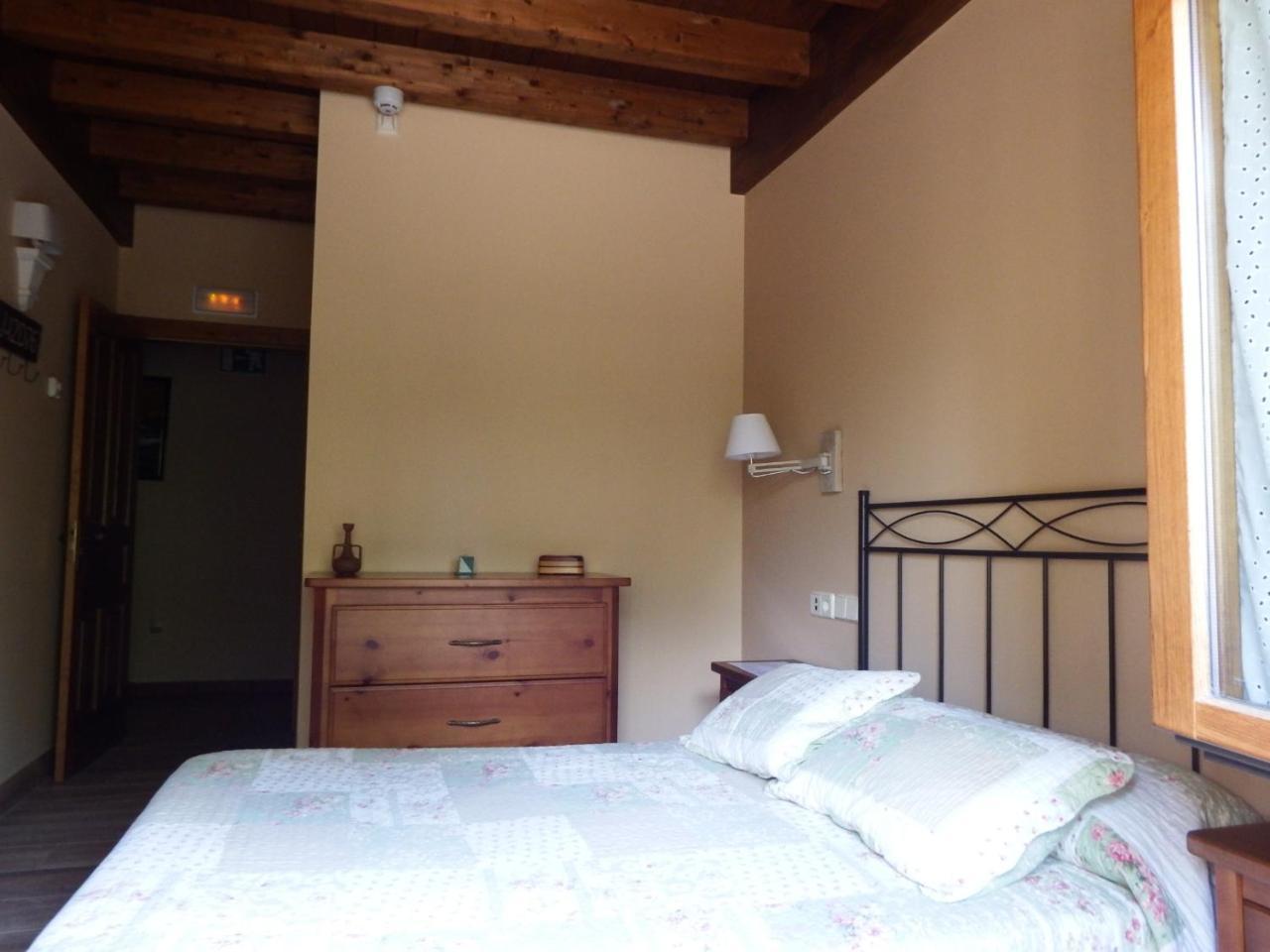 La Casuca Del Esbardu Hotel Vilde Luaran gambar