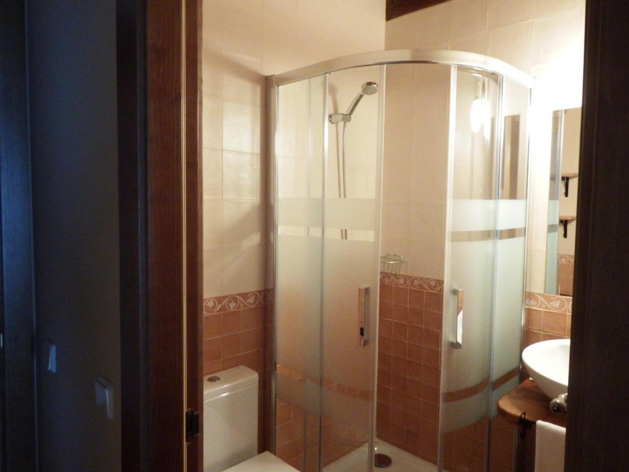 La Casuca Del Esbardu Hotel Vilde Luaran gambar